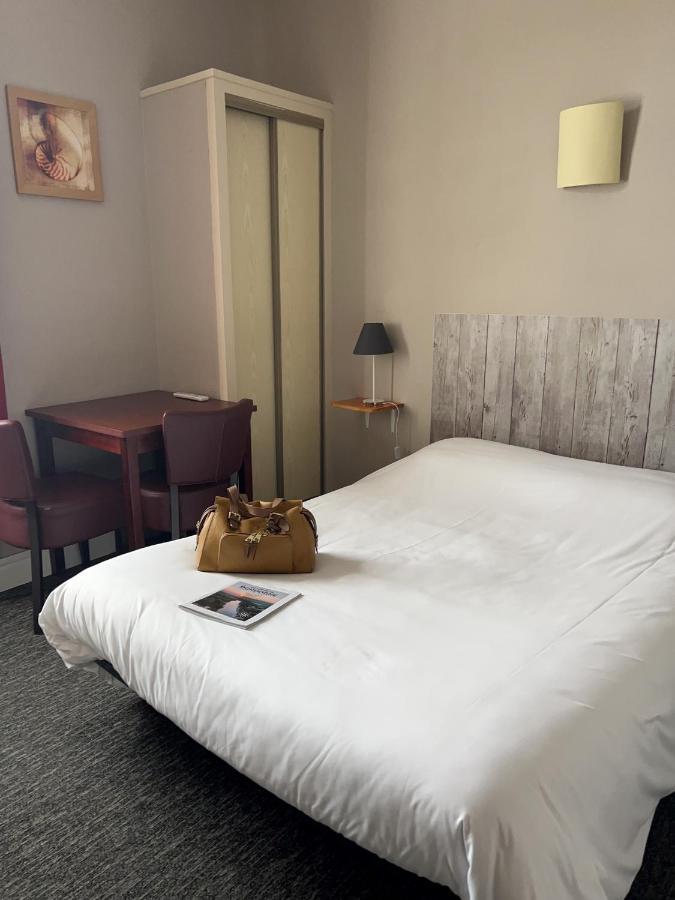 Hotel Du Lion D'Or โรกามาดูร์ ภายนอก รูปภาพ